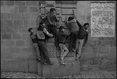 Waiting for the President